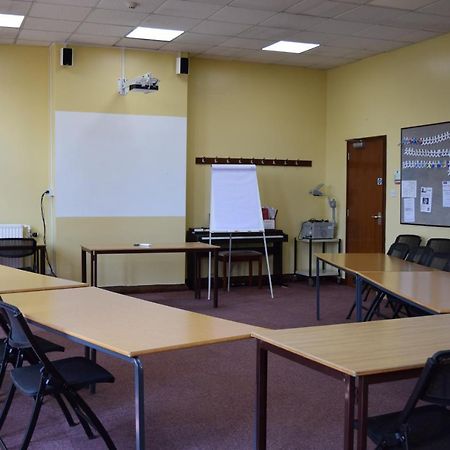 Ludlow Mascall Centre Esterno foto