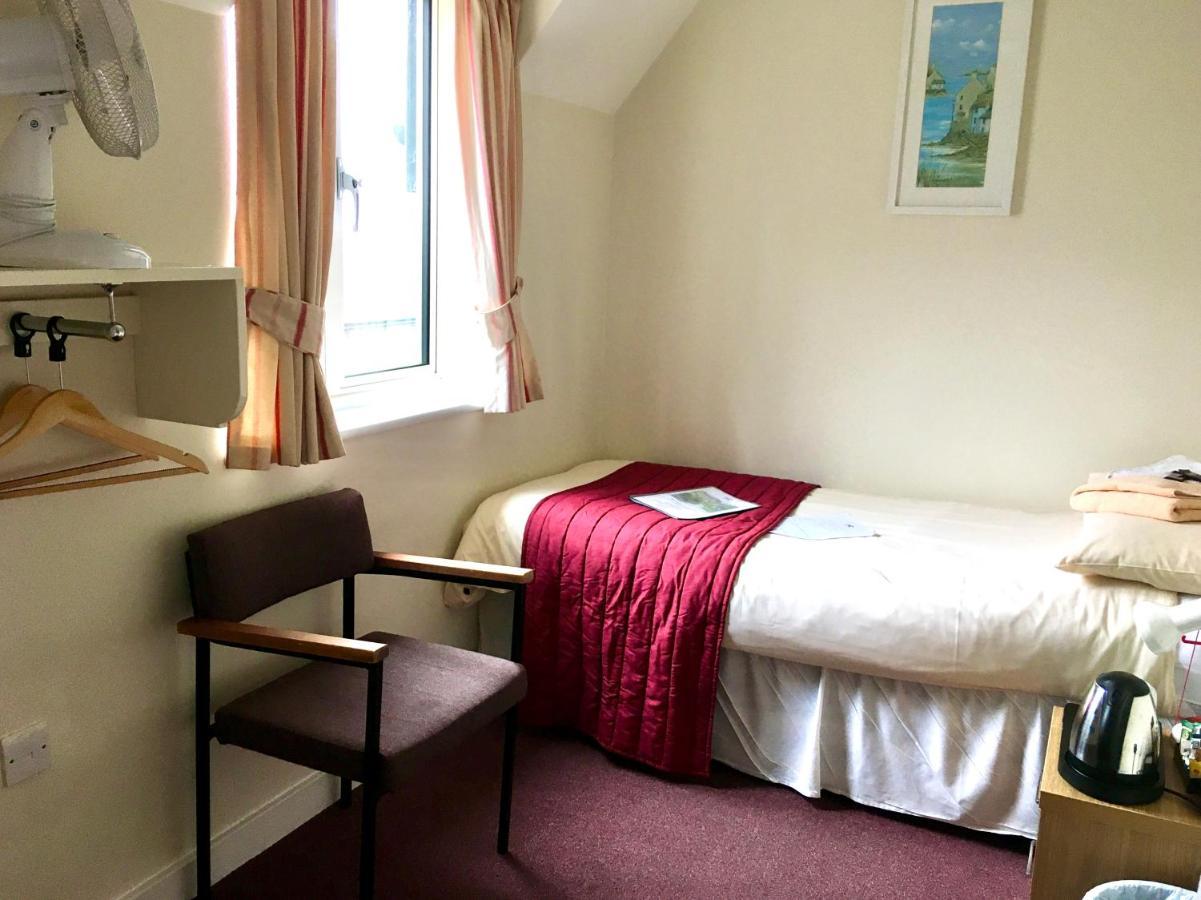 Ludlow Mascall Centre Esterno foto