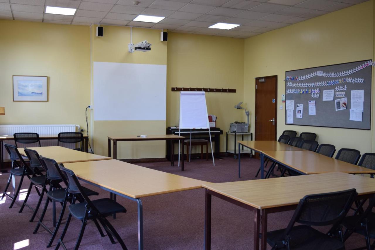 Ludlow Mascall Centre Esterno foto